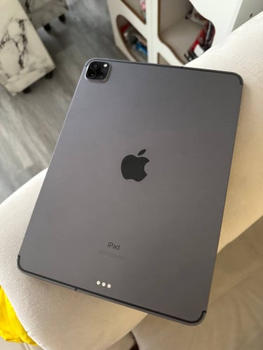 iPad Pro 11 inch 2020 256G Sim WiFi 95%