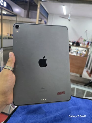 Ipad Pro11 2018 64G Simwifi សំណុំសុីន