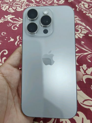 iPhone 16 Pro ស្អាត 99.9% 🔋94% 699$