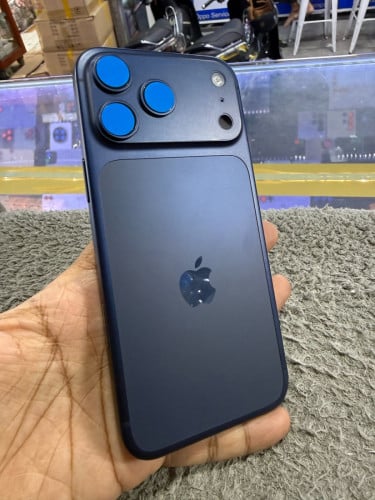 iPhone 17Pro Max 256G Z/A 99% ហ្សុីនសំណុំណែន មានឆ្នាំងសាក