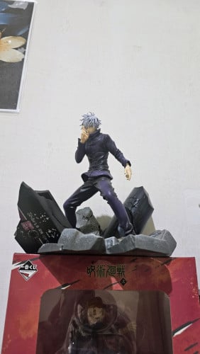 Jujutsu Kaisen figures for sale