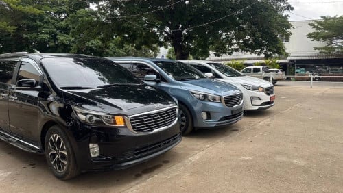 KIA carnival ស្ពឺច​កូរ៉េ​ ឡាន​សាណុំ​សុី​ន​ ឡាន​មិន​បុក​បះ​ ឡាន​ក្រដាស​ពន្ធ​