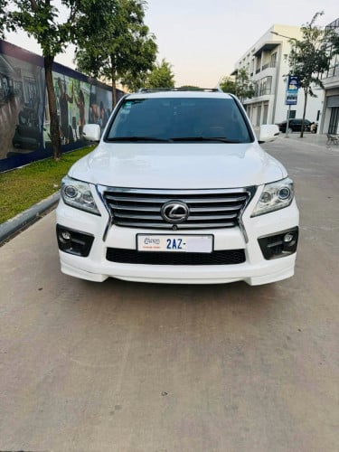 Lexus 570 08 up 2015 V8 សាំង USA full option
