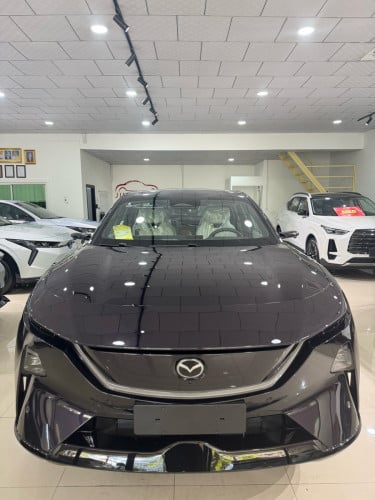 Mazda Ez60 digital option max