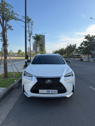 NX 200T F Sport 2015 4បូតុង ប៉ុង1 ក្នុងឈឺរីសុីនធានាឡានមូលជាប់ Autocheck