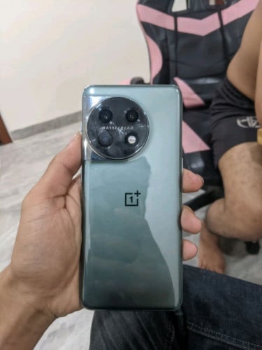 OnePlus 11