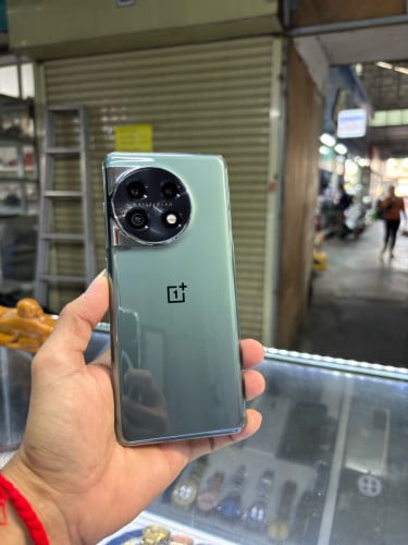 Oneplus11 256G Ram12G Sim2 Global សឹកថាច់ ម៉ាសុីនអេក្រង់ស្រុីន