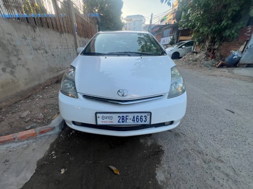 Prius ឆ្នាំ 04 upឡើង07 fullពេញ ធានាឡានថ្មី
