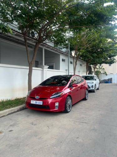 Prius 2011 ម្ចាស់ផ្ទាល់