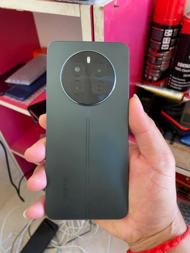 Realme 12  នៅហ្សុីនទាំងអស់​ លក់​  135$ ដាច់
