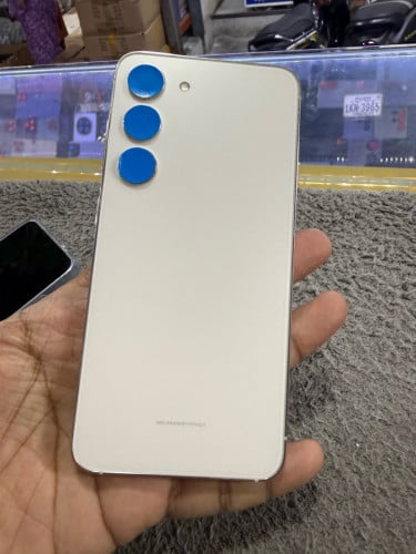 Samsung S23 5G Ram8G Memory128G 99% ក្រុមហ៊ុនសុីមពីរ មានឆ្នាំងសាក