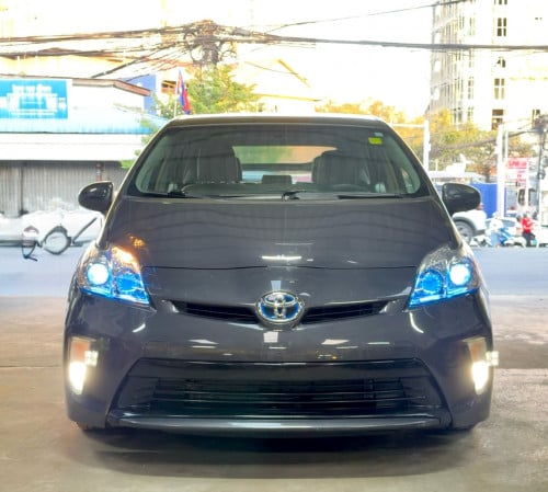 Toyota Prius 2014 option solarក្នុងសរឡានមូលថ្មី