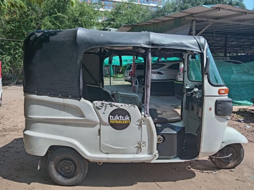 tuk tuk Bajaj Z 2019 for sell 1600$ ឬ ជួល 60ដុល្លា/ខែ