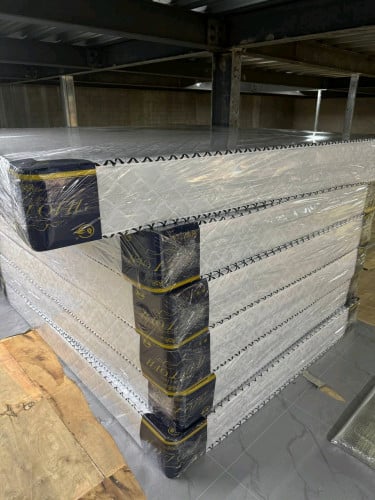 ពូករីស័រ