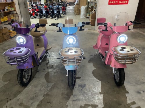 កង់អគ្គិសនីស៊េរីថ្មីស្រឡាញ់មកមើលបាន។