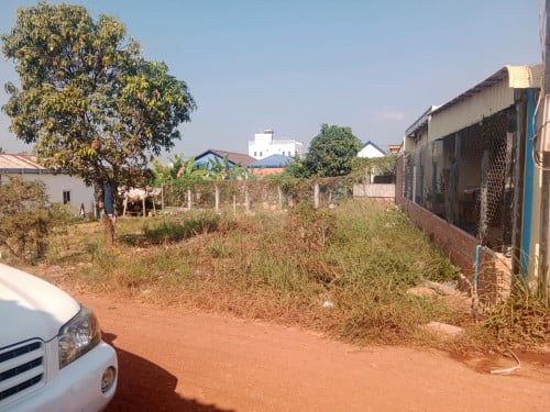 ដីលក់ភូមិ១ សង្កាត់១ ក្រុងព្រះសីហនុ