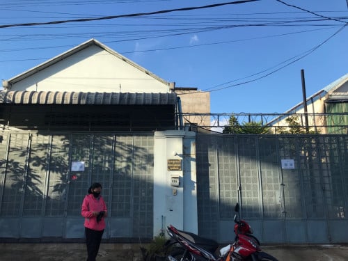 ផ្ទះ​និងដីលក់​