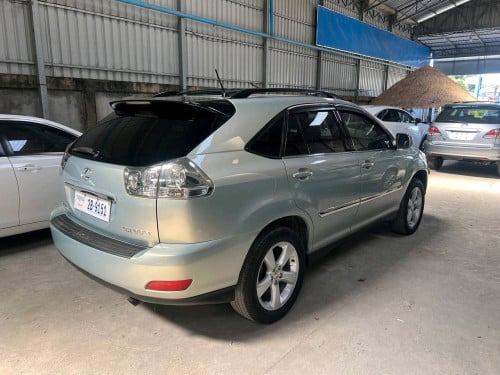 ឆ្នាំខ្ពស់​05​H/F ប៉ុង1 R330 ពណ៌ផ្សែងបារី​ ឯកសាគ្រប់