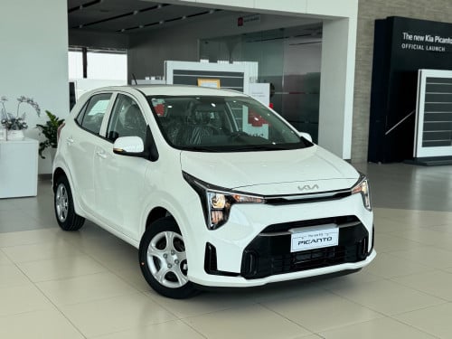 មានក្នុងស្ដុកតម្លៃ$15,999👉ម៉ាសុីន 1.0L  90HP 3 cylinder 3.9L/100km