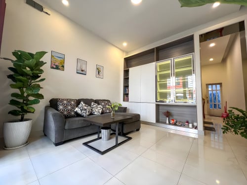 𝐅𝐨𝐫 𝐑𝐞𝐧𝐭: 4-Bedroom House- Borey Peng Huot Boeung Snor