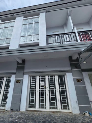 ផ្ទះថ្មីលក់បន្ទាន់ បុរីឡេងណាវ៉ាត្រា 52000ចរចា (4x12) ប្លង់សេ 2 សន្លឹក