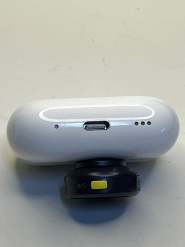 មានលក់ប្រអប់កាស AirPods Pro 2nd USB-C