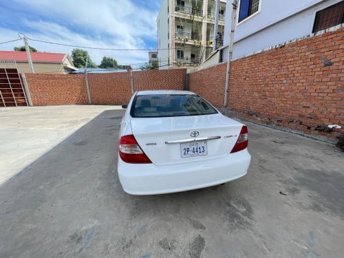 ឡានលក់ប្រញ៉ាប់Camry Le 02 ABSកៅអ៊ីចុចឯកសាគ្រប់ធានឡានអត់បុកអត់ប៉ះម៉ាសុីនប្រអប់លេខអេម