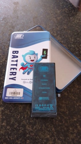 លក់អេក្រង់iphone11 (gx)នឹងថ្មអត់ទាន់ប្រើ២៥$