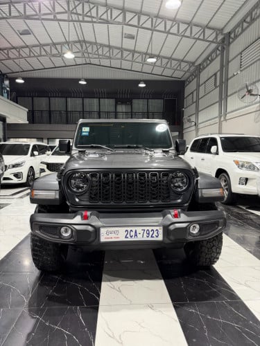 លក់​ Jeep Wrangler Rubicon 024 full option ម្ចាស់ដេីម​ទិញ​ថ្មី​ខ្លាញ់​គោ​ ថ្នាំ​សុីនមួយជុំ​