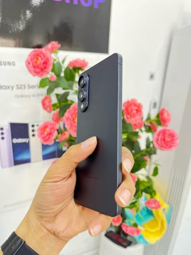 ស្តុកថ្មី SAMSUNG GALAXY S25 EDGE🖤