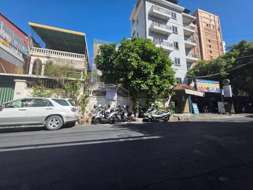 ផ្ទះអាជីវកម្មសម្រាប់ជួល| Shop House for Rent