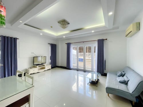 1 Bedroom apartment with swimming pool and gym available for rent in Russian Market Area