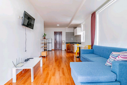 2 bedrooms available on 3rd floor. - elevator - size 60m2. - 650/month. - 6months contract