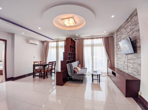 2Bedroom Swimming pool Serviced Apartment for rent near Toul Kork market