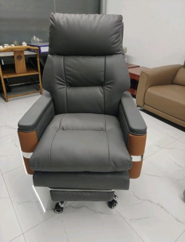 Boss chair