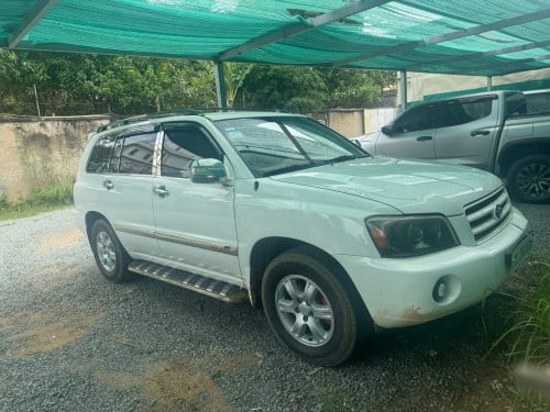 HLD 2002 V6 ប៉ុង 1 ក្នុងលឿង