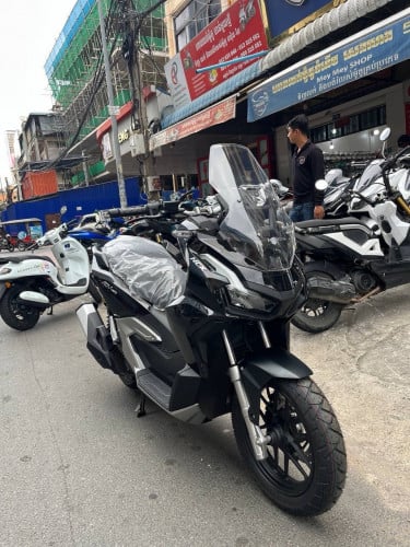 Honda ADV 2026 160cc Newថ្មីកេសធានាម៉ាសុីន3ឆ្នាំ​
