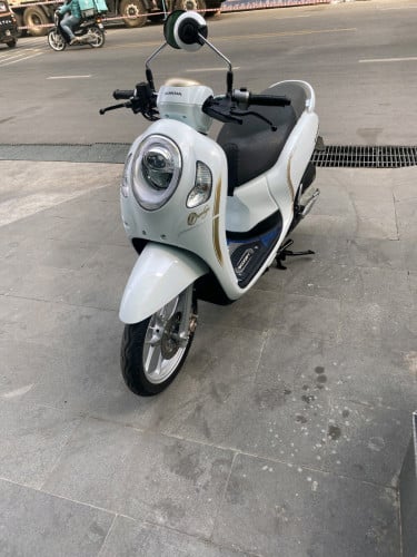 Honda scoopy 2021