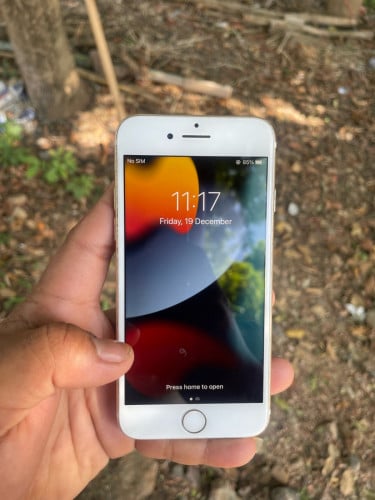 iPhone 7g 128g សំណុំzin កម្រិតនៅស្អាត95%