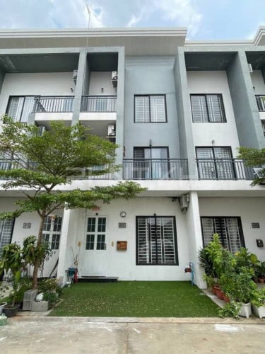 Link Villa for Rent at Sen Sok