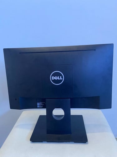 Monitor Dell តម្លៃធូៗថ្លៃ មួយទឹកស្រុកក្រៅ ទំហំ19''