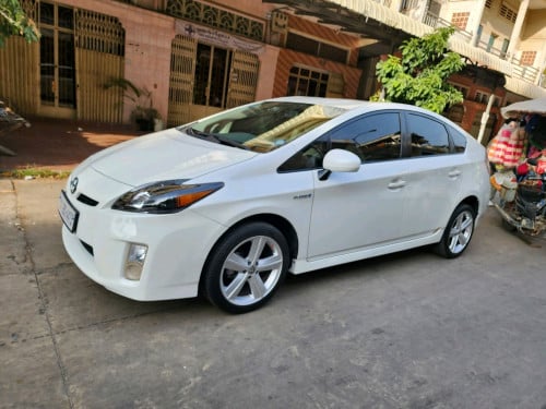 PRIUS​ឆ្នាំ010.OP2​ទ្បើងរួច.មានរំលោះសុទ្ធរឺប្តូរទ្បានបាន