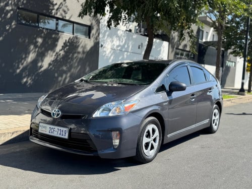 Prius 014 option 3 ម្ចាស់ដើមទីមួយថ្មីណាស់