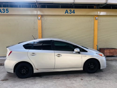 Prius 2010 option 4 solar បើកដំបូល JBL