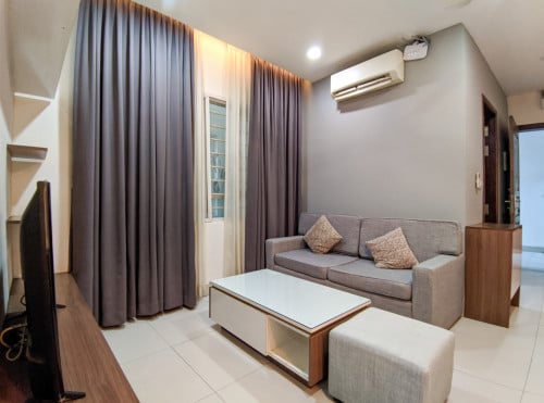 Serviced Apartment with swimming pool near Boeng Trabek High School