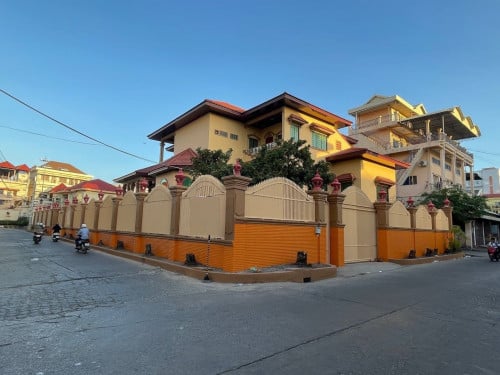 Single Villa for rent