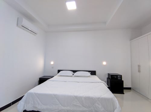 Swimming Pool Serviced Apartment for rent near Independence Monument