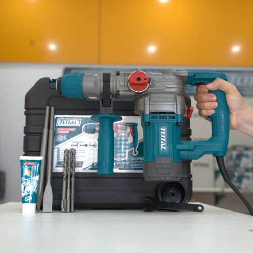 TOTAL Rotary Hammer 1050W SDS Plus (26mm) – ម៉ាស៊ីនដ្រ៊ីលបុក 1050W (TH110266)