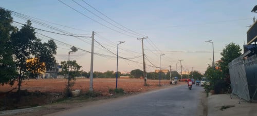 ដីលក់ម្ចាស់ផ្ទាល់នៅទល់មុខបុរីអង្គរភ្នំពេញ ជិតហ្រ្គេនភ្នំពេញ