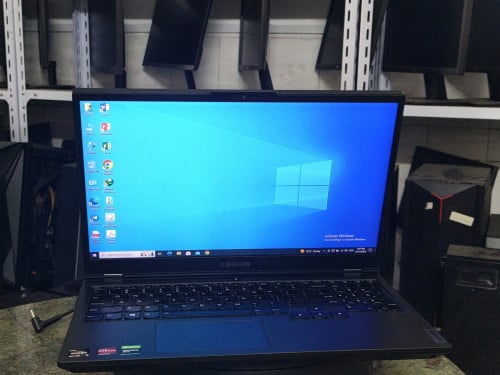 កំពង់ត្រាចកុំព្យូទ័រសូមស្វាគមន៍អាចមើលសួរលេងៗបានណា៎